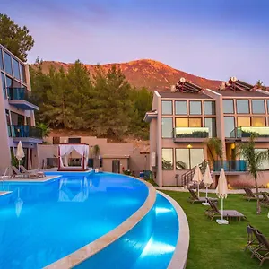 فندق Orka Cove Penthouse & Adults Only, فتحية